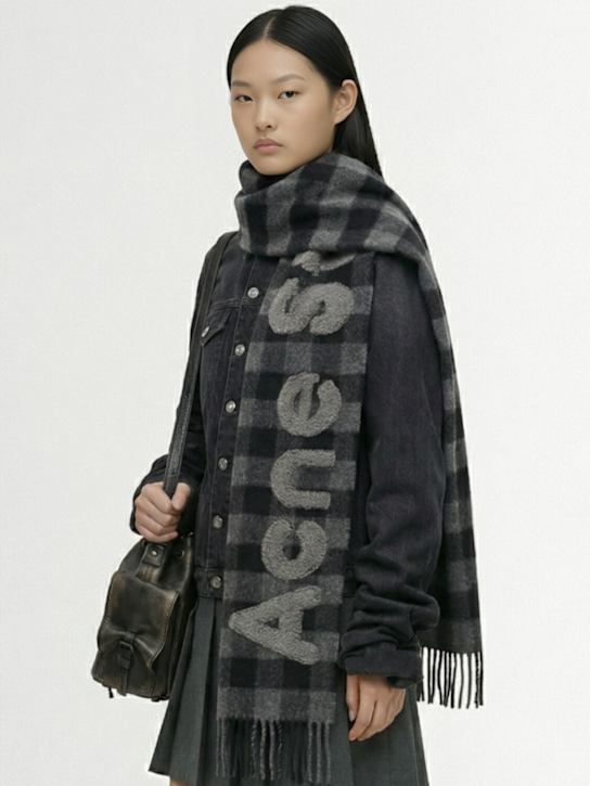 Acne Studios: Bufanda de lana - Negro/Gris - women_1 | Luisa Via Roma