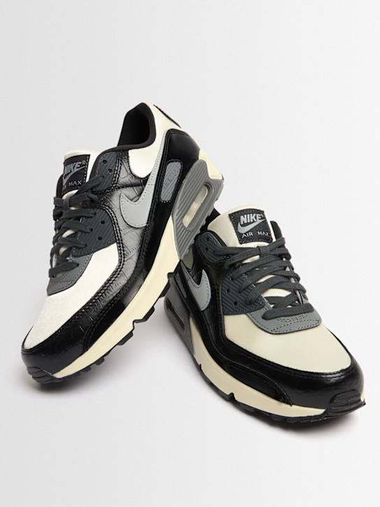 Nike: Air Max 90 sneakers - women_1 | Luisa Via Roma