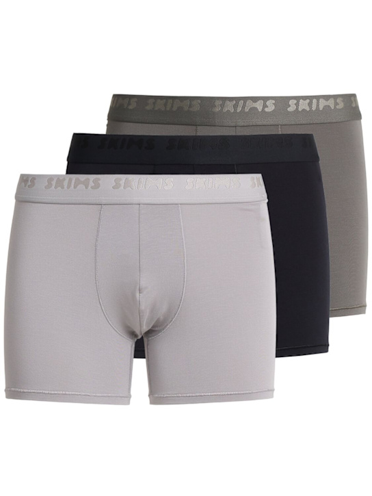 Skims: Pack of 3 stretch 3 inch boxer briefs - Gunmetal Multi - men_0 | Luisa Via Roma