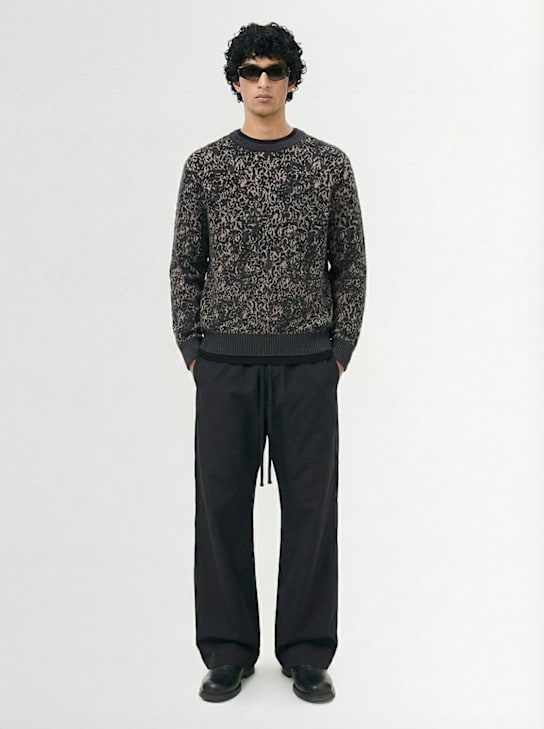 Seven Gauge: Wool blend animalier crewneck sweater - Anthracite - men_1 | Luisa Via Roma