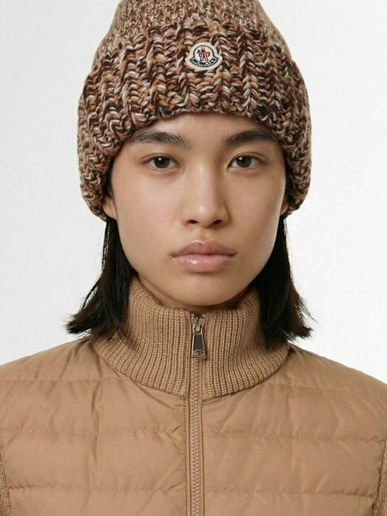 Moncler: 물린 버진울 비니 모자 - 브라운 - women_1 | Luisa Via Roma