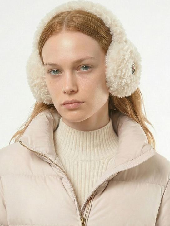 Moncler: Padded tech teddy ear muffs - ライトベージュ - women_1 | Luisa Via Roma