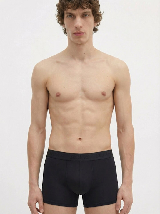 Skims: Pack of 3 stretch 3 inch boxer briefs - Obsidian - men_1 | Luisa Via Roma