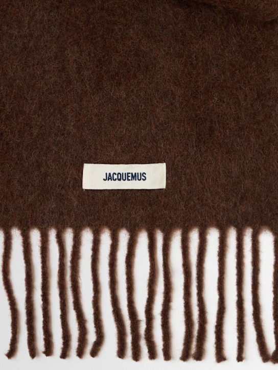 Jacquemus: L'Echarpe Carro mohair blend scarf - Café - men_1 | Luisa Via Roma