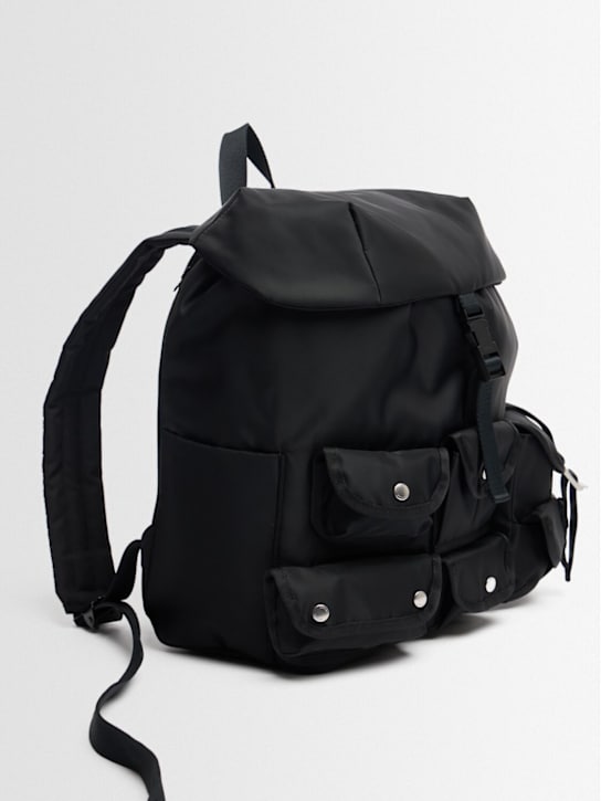 Sacai: 带口袋的尼龙双肩包 - 黑色 - men_1 | Luisa Via Roma