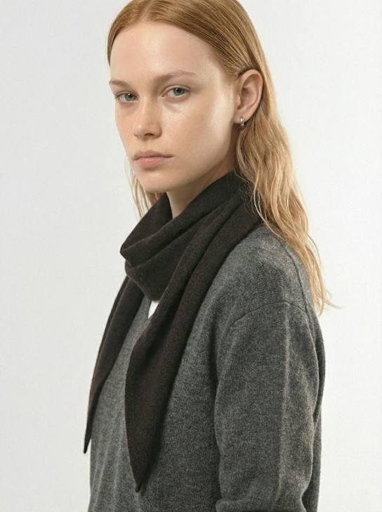 The Row: Leomine cashmere scarf - ヘザーブラウン - women_1 | Luisa Via Roma