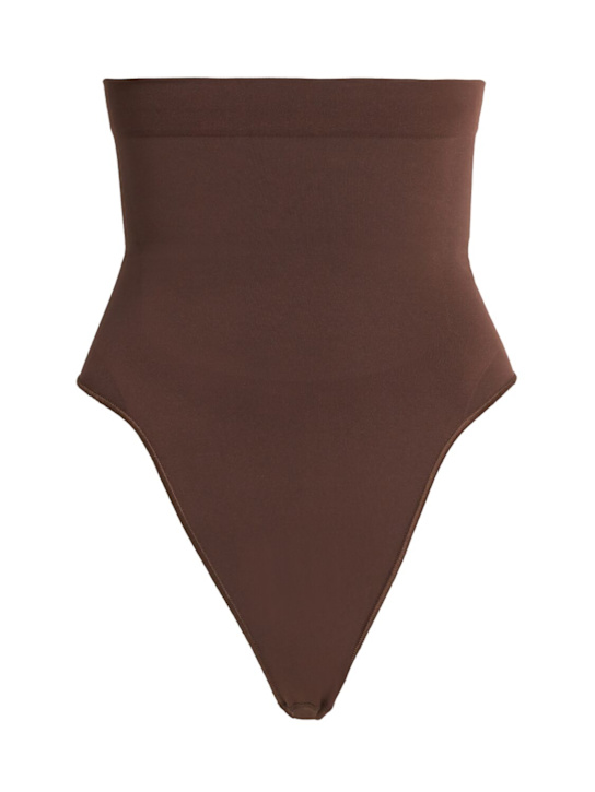 Skims: Seamless Sculpt high-waist thong - Cocoa - women_0 | Luisa Via Roma