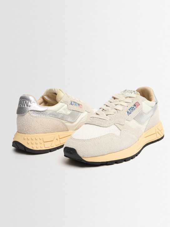 Autry: Reelwind Low sneakers - Beige/Silver - women_1 | Luisa Via Roma