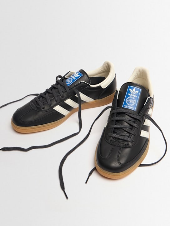 adidas Originals: Handball Spezial sneakers - Cblack/Owhite - men_1 | Luisa Via Roma