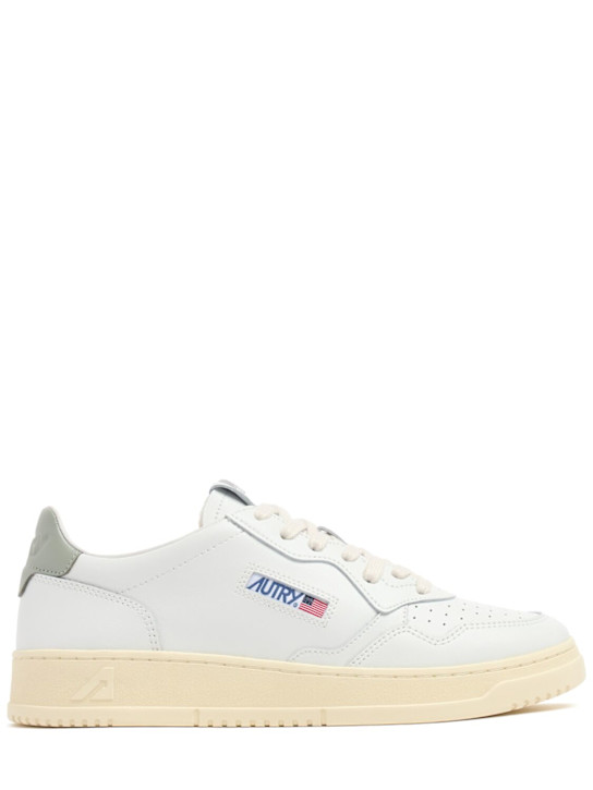 Autry: Medalist Low sneakers - White/Seagrass - men_0 | Luisa Via Roma