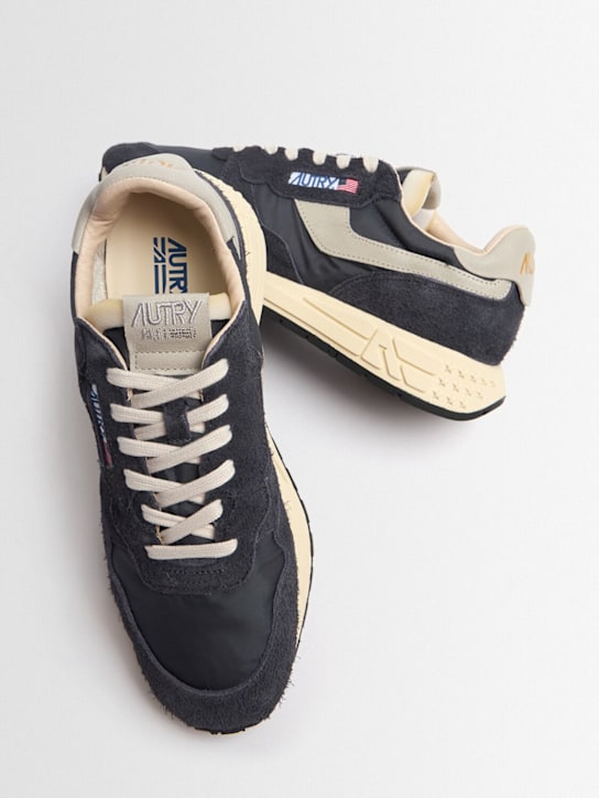 Autry: Reelwind Low sneakers - Black - men_1 | Luisa Via Roma