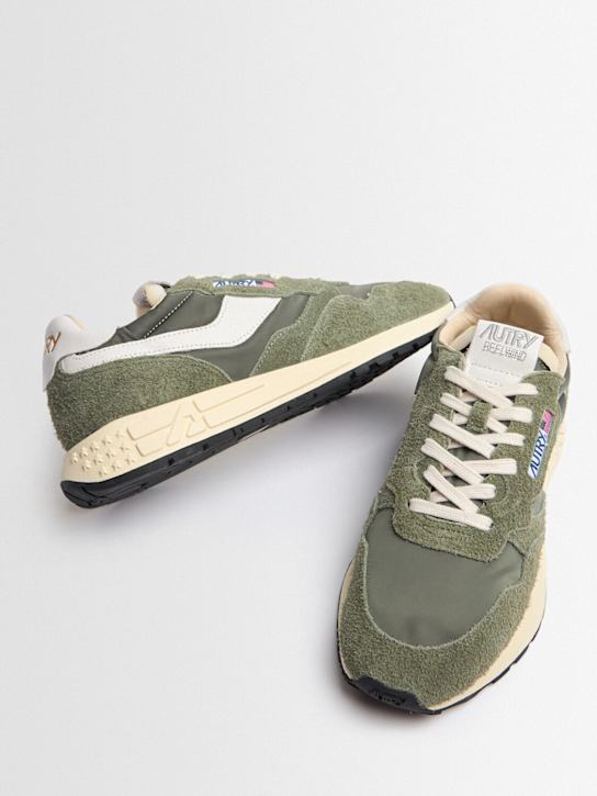 Autry: Reelwind low sneakers - White/Salvia - men_1 | Luisa Via Roma