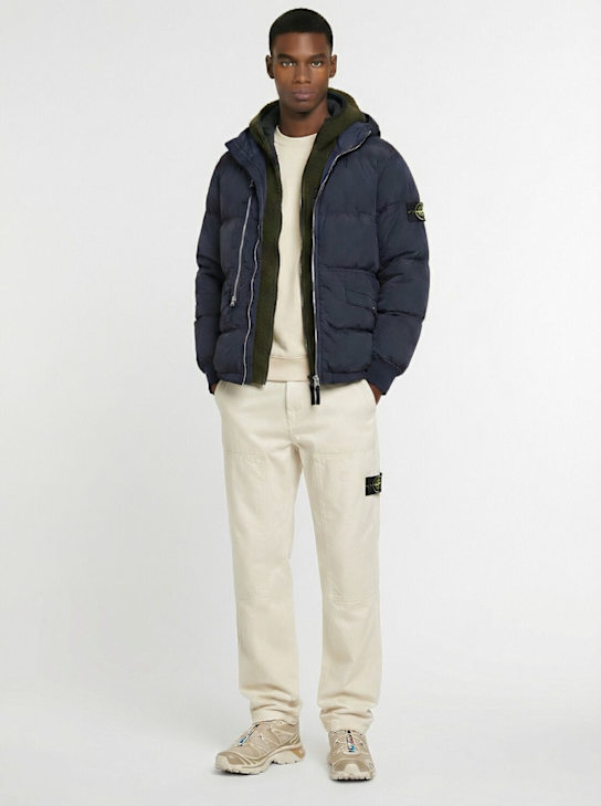 Stone Island: Econyl羽绒服 - 海军蓝 - men_1 | Luisa Via Roma