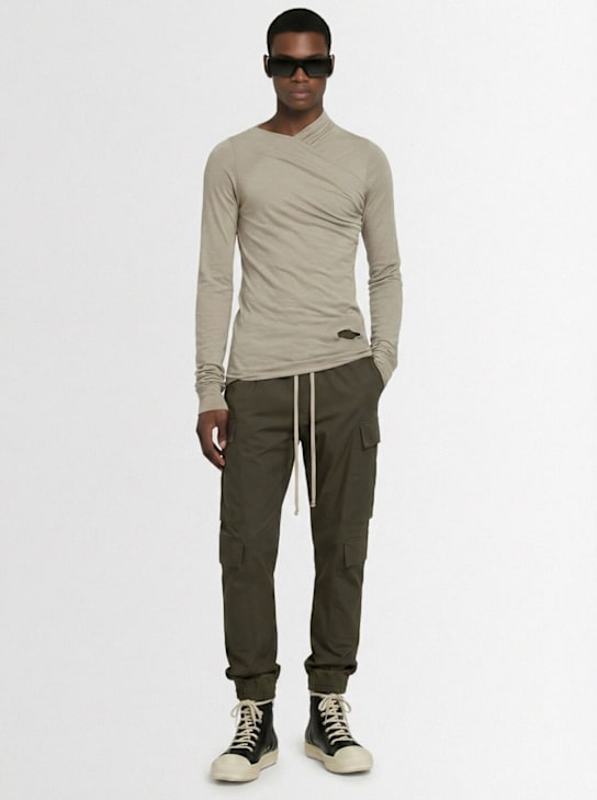 Rick Owens: Mastdon megacargo棉质裤子 - Bosco - men_1 | Luisa Via Roma