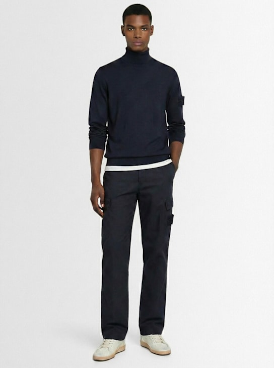 Stone Island: Light wool turtleneck sweater - ネイビー - men_1 | Luisa Via Roma