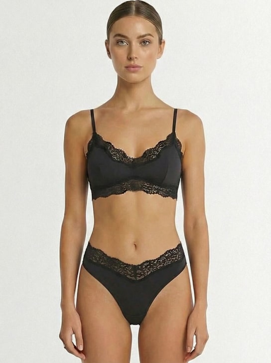 Skims: String en nylon avec dentelle Fits everybody - Onyx - women_1 | Luisa Via Roma
