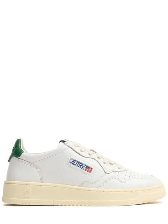 Autry: Medalist Low sneakers - ホワイト - men_0 | Luisa Via Roma