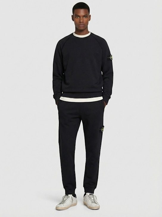 Stone Island: 棉质拉绒运动裤 - men_1 | Luisa Via Roma