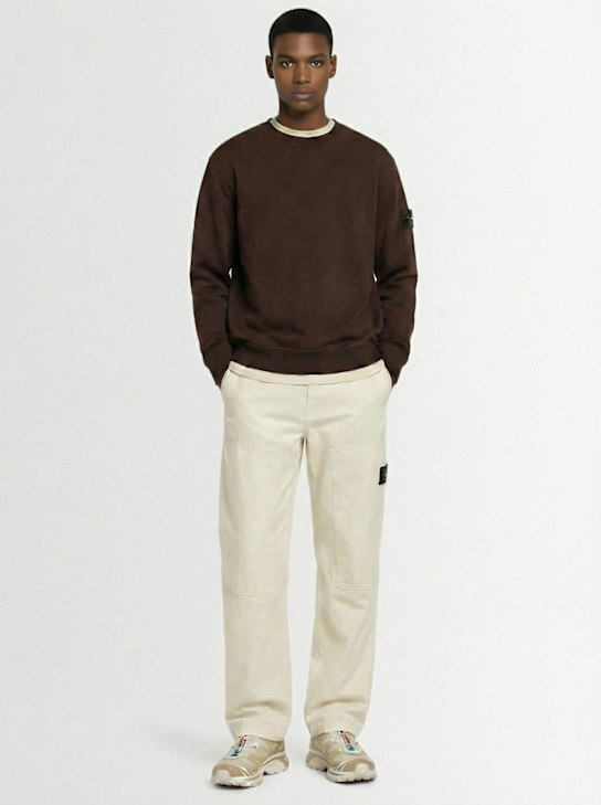 Stone Island: 코튼 혼방 스웻셔츠 - 다크 브라운 - men_1 | Luisa Via Roma