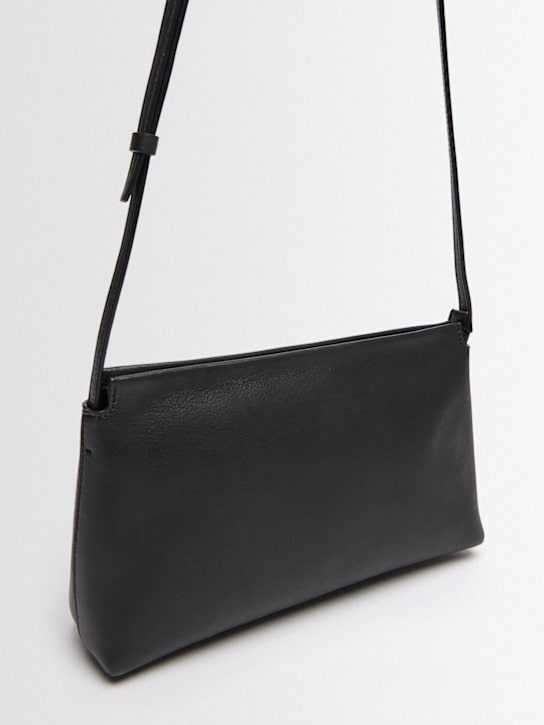 The Row: Rene微粒面皮革单肩包 - women_1 | Luisa Via Roma