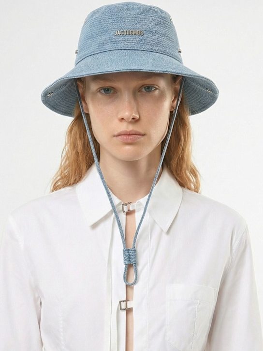 Jacquemus: Bob en denim Le Bob De-Nîmes - women_1 | Luisa Via Roma