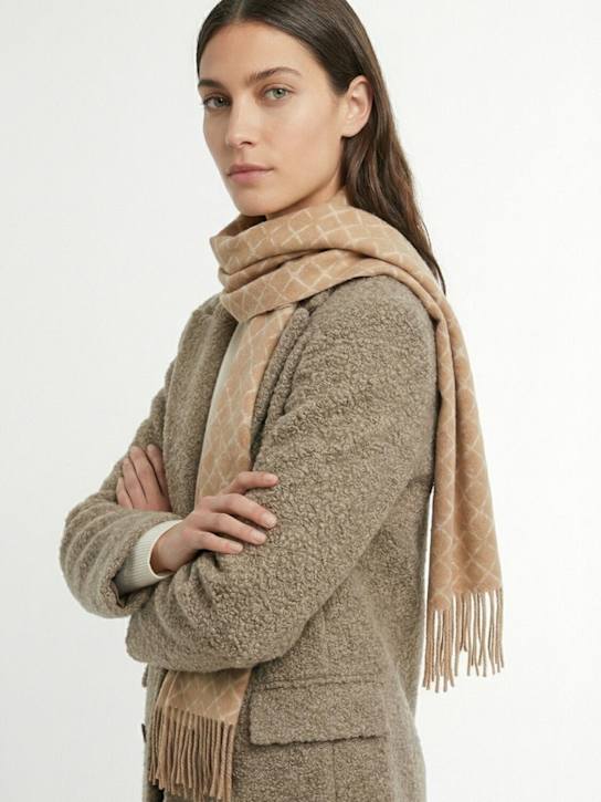 By Malene Birger: Ortega wool & cashmere scarf - Tannin - women_1 | Luisa Via Roma