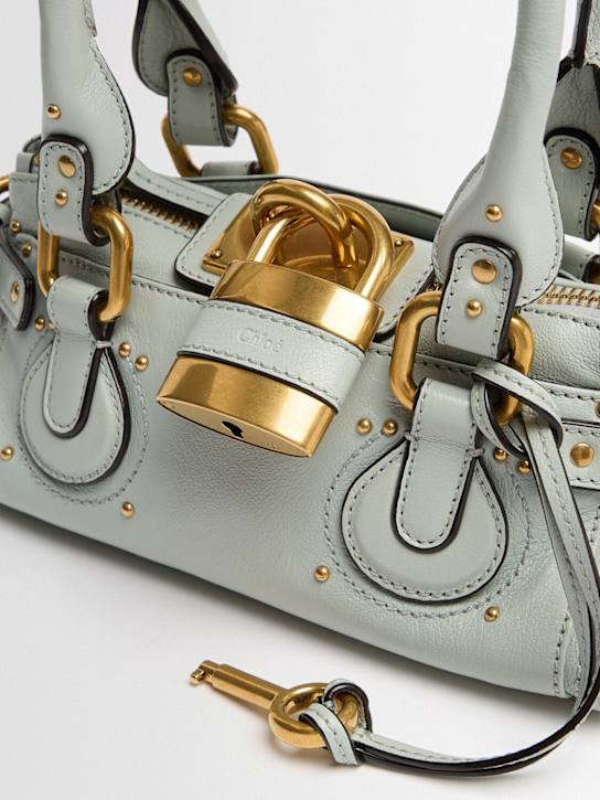 Chloé: Bolso Paddington de piel de grano - Aqua Grey - women_1 | Luisa Via Roma