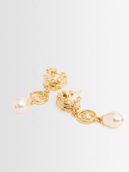 Chloé: Boucles d’oreilles dépareillées Classy - Gold And Pearly - women_1 | Luisa Via Roma