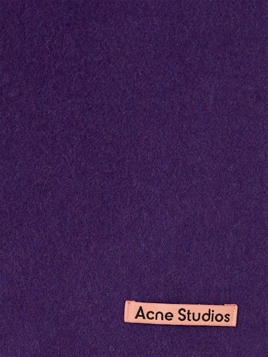 Acne Studios: Canada skinny wool scarf - Violet Purple - women_1 | Luisa Via Roma