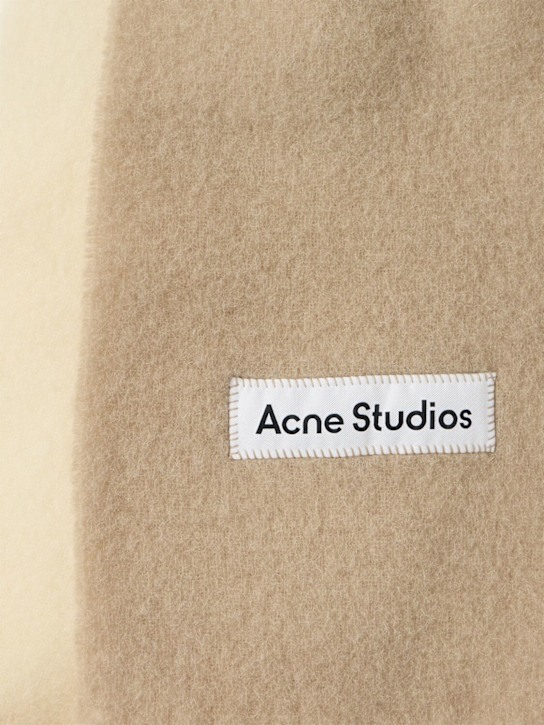 Acne Studios: Vally Dip Dye alpaca blend scarf - 라이트 베이지 - women_1 | Luisa Via Roma