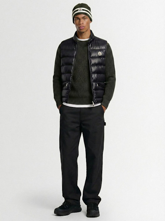 Moncler: DAUNENWESTE AUS GESTEPPTEM NYLON "GUI" - Schwarz - men_1 | Luisa Via Roma