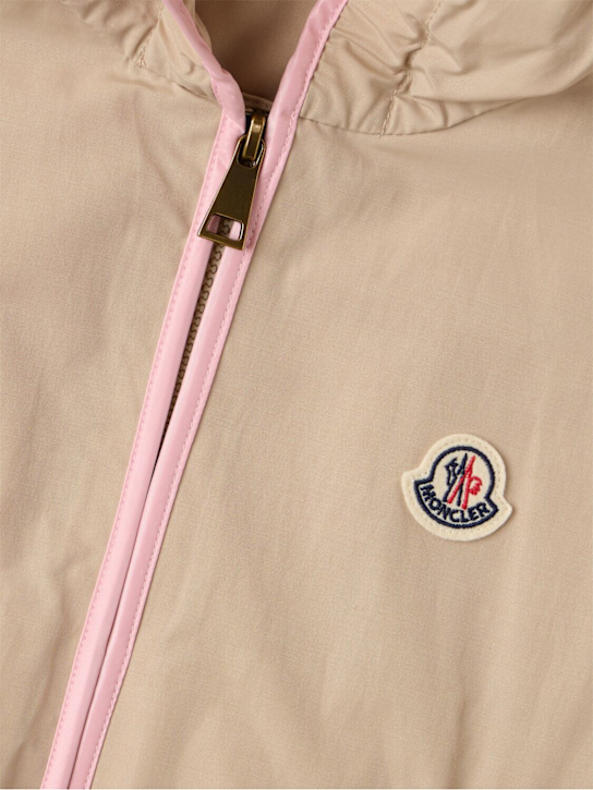 Moncler: Sarracenia hooded tech jacket - 浅米黄色 - kids-girls_1 | Luisa Via Roma