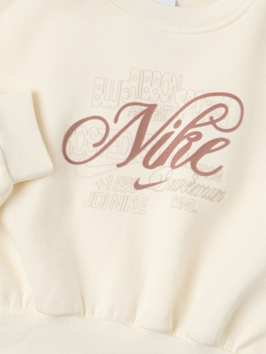 Nike: Sportswear Club sweatshirt - Soft Pearl - kids-girls_1 | Luisa Via Roma