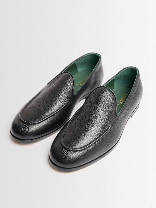 Vinny's: Marcel grained leather loafers - 黑色 - men_1 | Luisa Via Roma