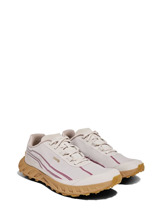 Norda: 002 Dyneema trail running sneakers - Moonbeam - men_1 | Luisa Via Roma