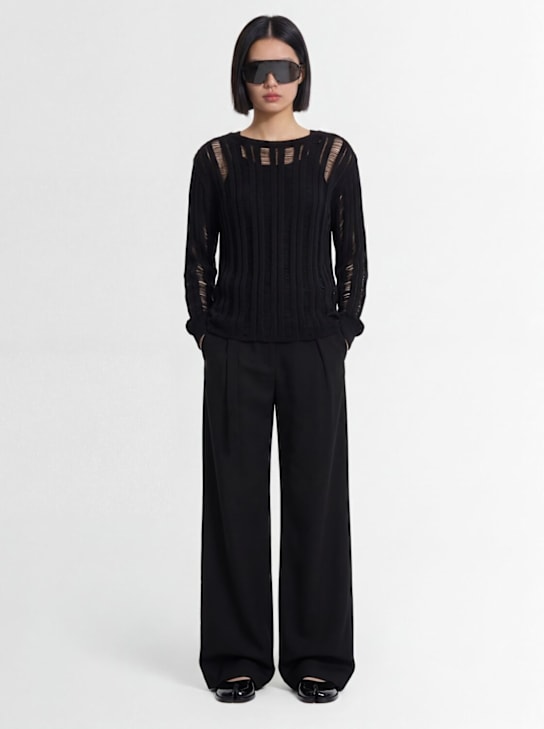 Ann Demeulemeester: Gala cotton blend cropped sweater - 黑色 - women_1 | Luisa Via Roma