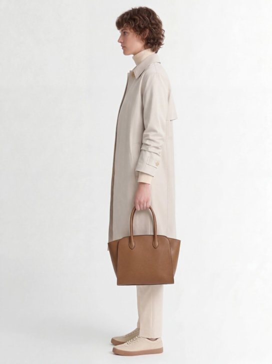 The Row: Tote aus Leder „Marlo 12“ - Muschio - women_1 | Luisa Via Roma