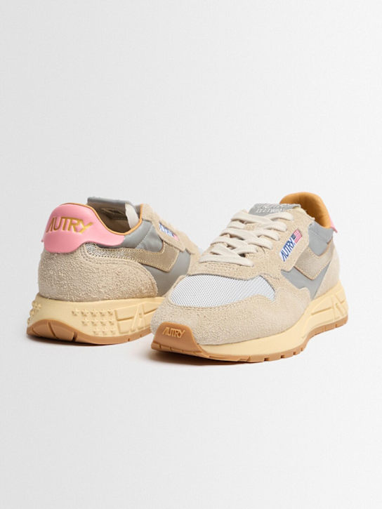 Autry: Reelwind Low sneakers - Silver/Platinum - women_1 | Luisa Via Roma