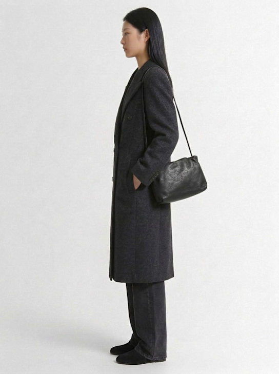 The Row: Bourse微纹理皮革单肩包 - 灰褐色 - women_1 | Luisa Via Roma