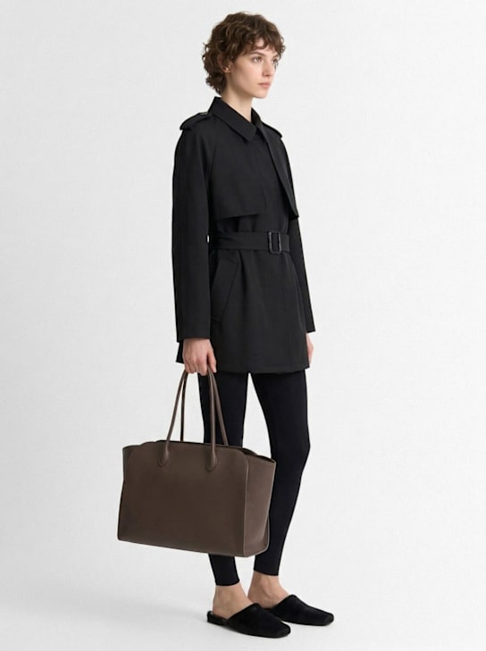The Row: Sac cabas en cuir grainé 17 Marlo - Deep Brown - women_1 | Luisa Via Roma