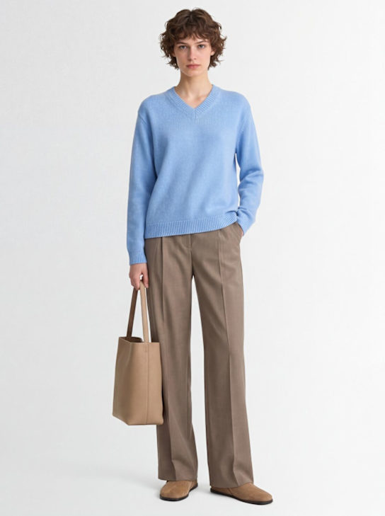 Amiya: Nevia cashmere v-neck sweater - Light Blue - women_1 | Luisa Via Roma