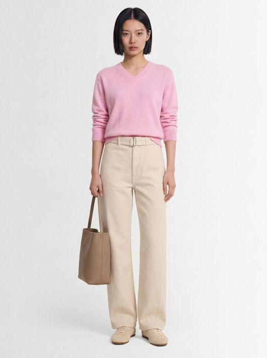 Amiya: Nevia羊绒V领毛衣 - 粉色 - women_1 | Luisa Via Roma