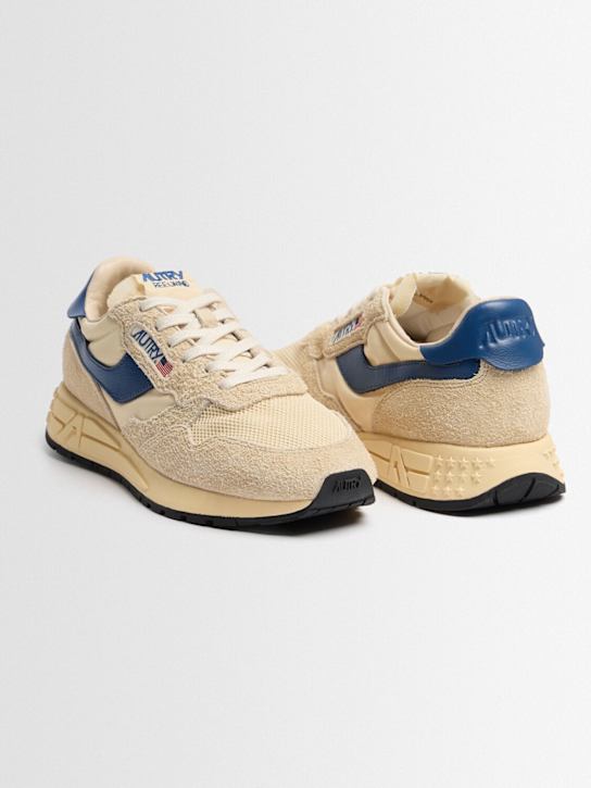 Autry: Reelwind低帮运动鞋 - Ecru/Ensign Blu - men_1 | Luisa Via Roma