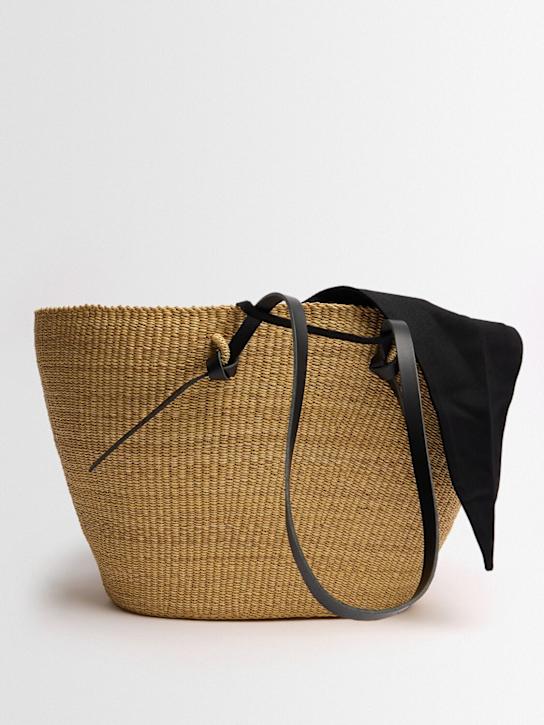 Muuñ: Kitsune酒椰纤维效果托特包 - 自然色/黑色 - women_1 | Luisa Via Roma