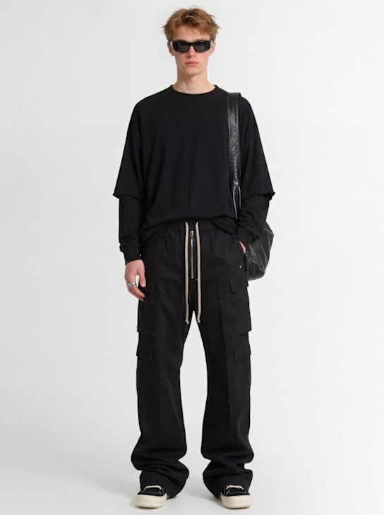 Rick Owens DRKSHDW: Double jumbo belas waxed cargo pants - Black Wax - men_1 | Luisa Via Roma
