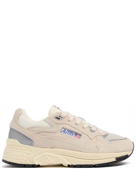 Autry: Hyperway低帮运动鞋 - Sand/Silver - women_0 | Luisa Via Roma