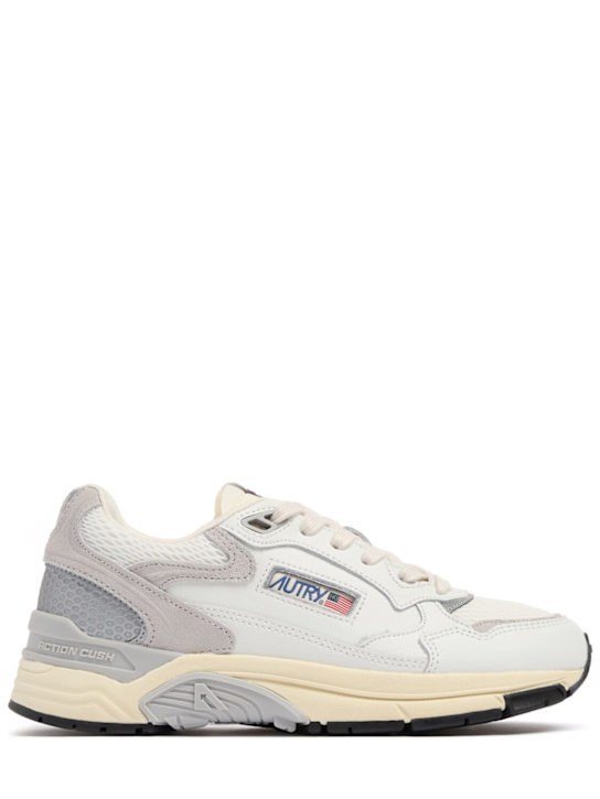 Autry: Hyperway low sneakers - White/Grey - women_0 | Luisa Via Roma