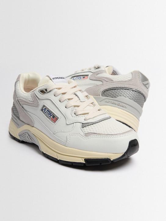 Autry: Hyperway low sneakers - White/Grey - women_1 | Luisa Via Roma