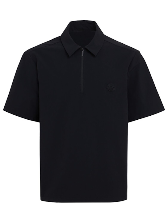 Moncler: Logo nylon s/s half-zip shirt - 黑色 - men_0 | Luisa Via Roma