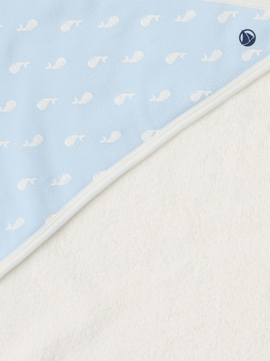 Petit Bateau: Printed cotton terry bath towel - Azul/Blanco - kids-girls_1 | Luisa Via Roma